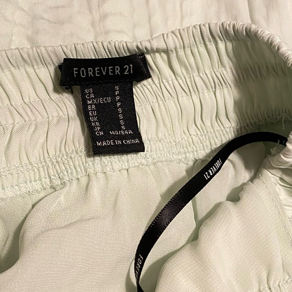 Forever21 halter maxi dress - Picture 3 of 4